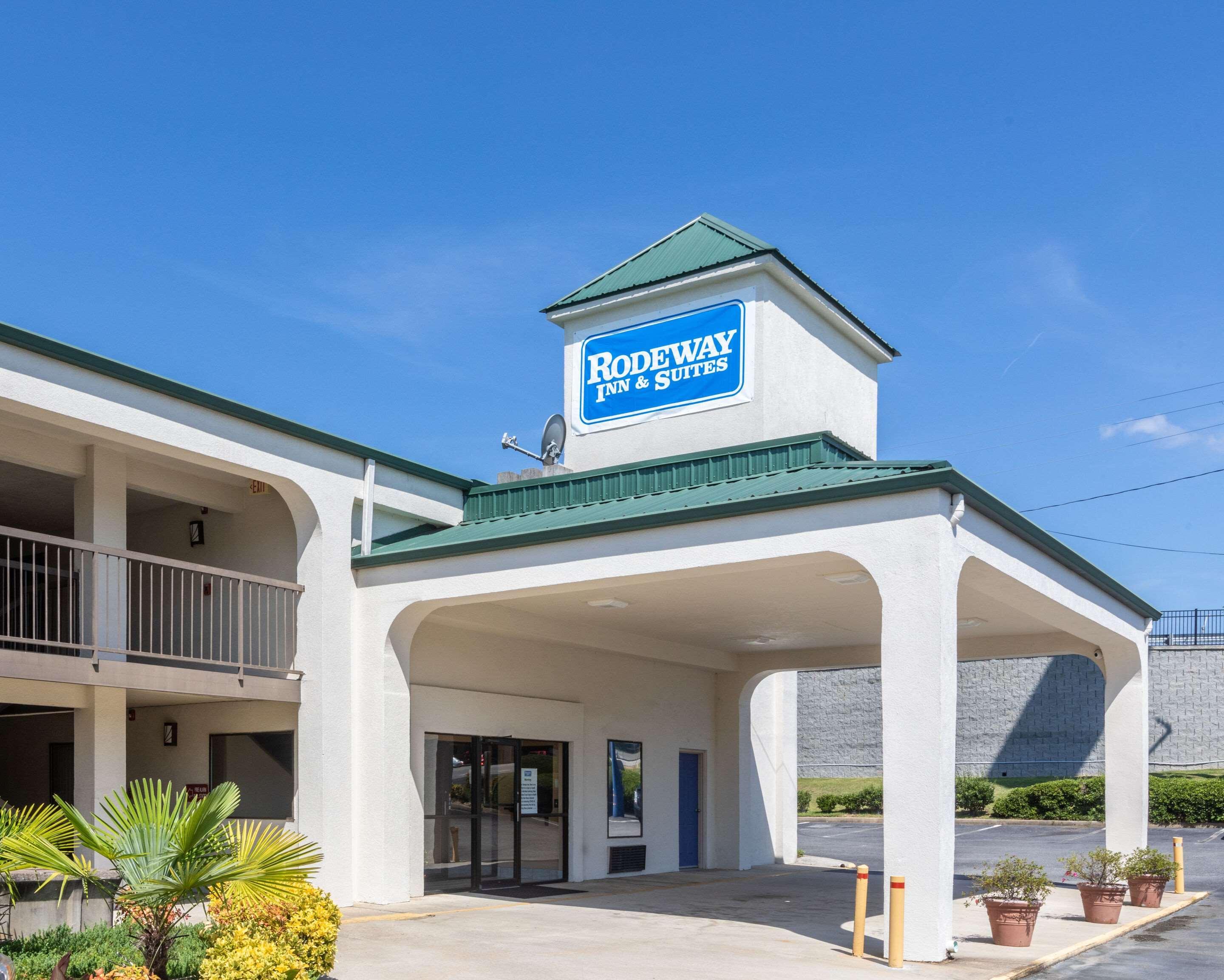 Rodeway Inn & Suites Macon Extérieur photo